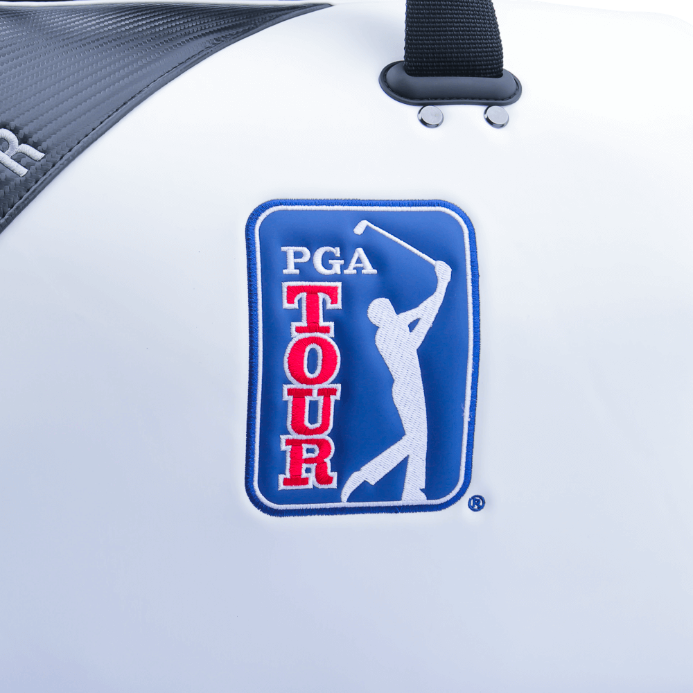 PGA テクスチャード 衣類バッグ (ホワイト)