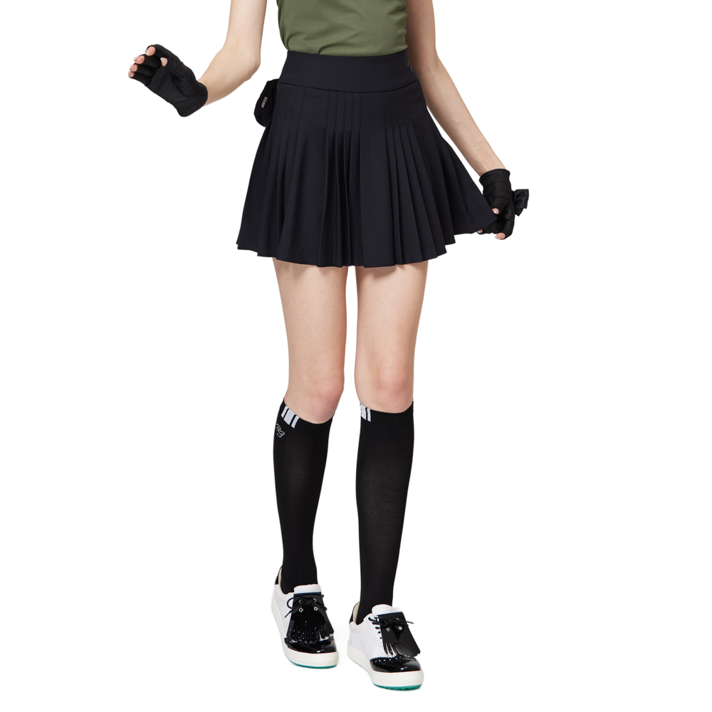 High-waisted women's pleated skirt