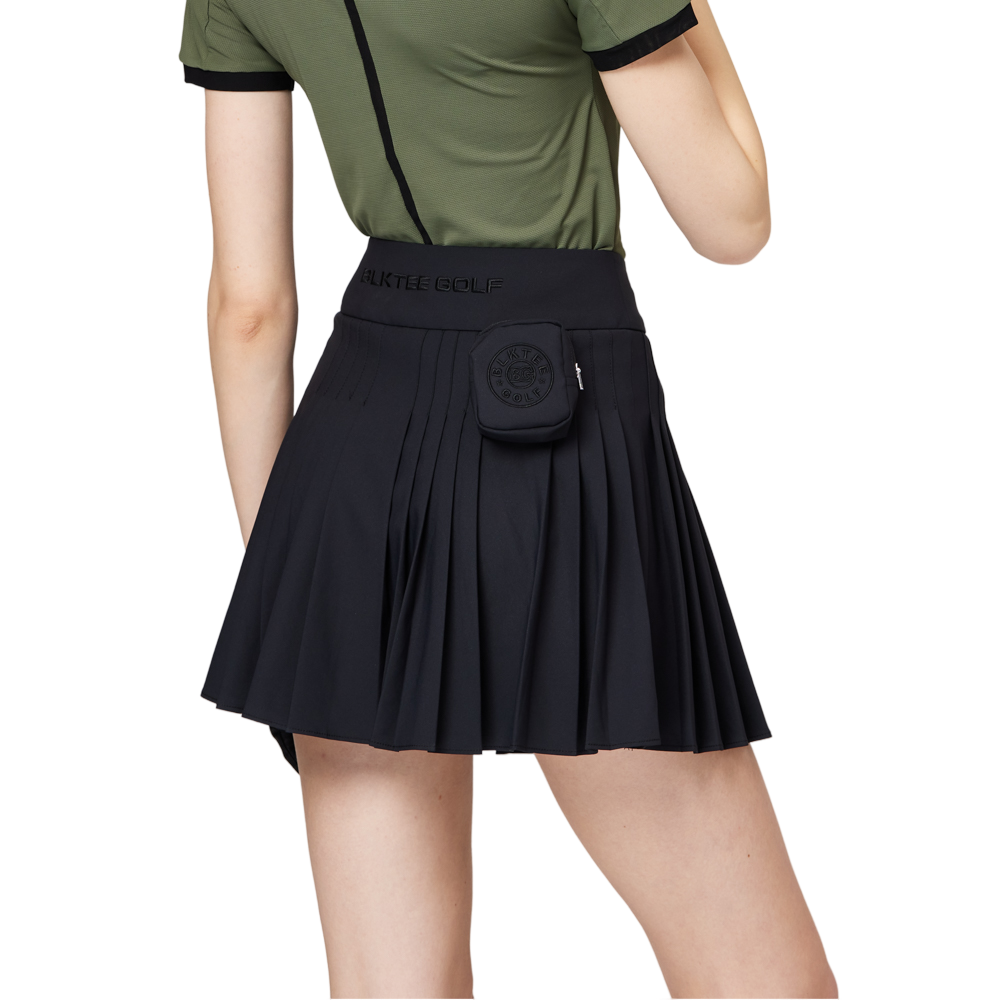 High-waisted women's pleated skirt